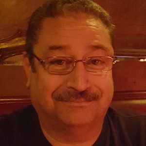 Meet your Posher, Larry